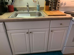 1217 W Washington St APT 2, Springfield, IL 62702