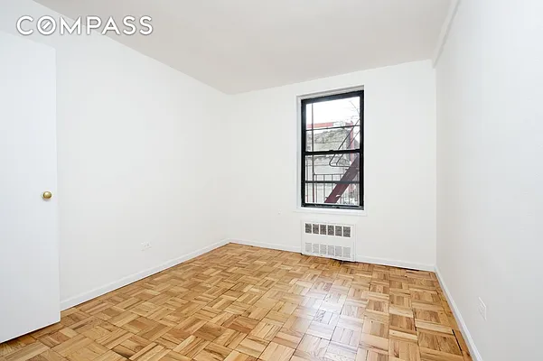 Rented by Compass | media 21