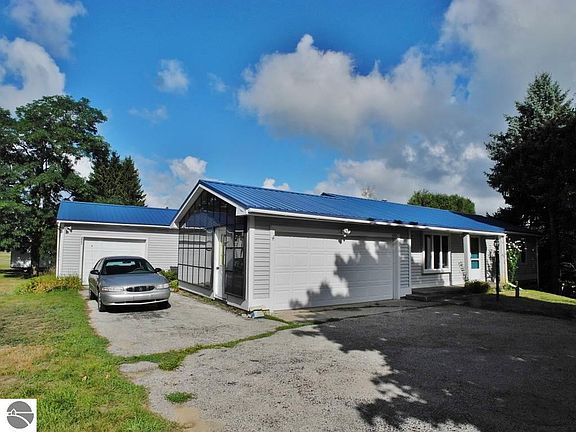 4th image of 4903 Waldon Cir