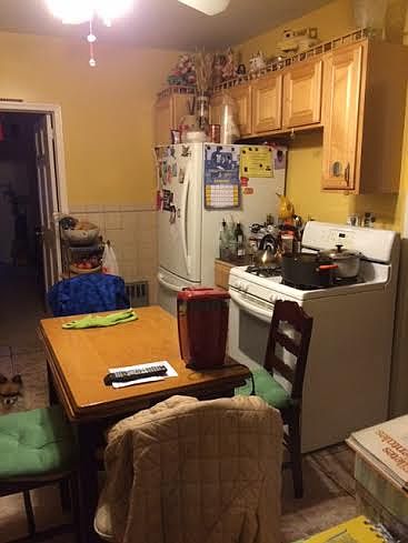 2nd image of 539 Murray St