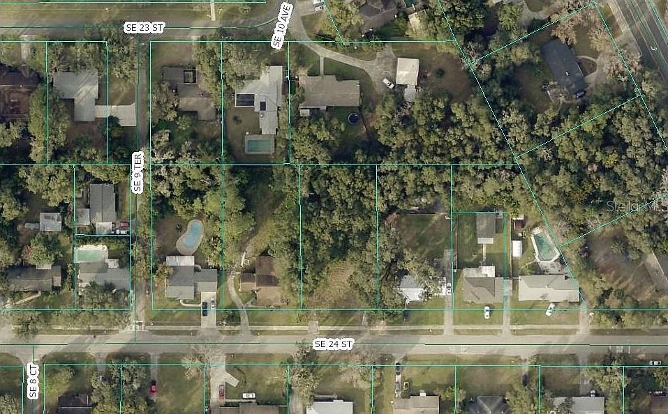 2nd image of 1009 SE 24th St Lot 26