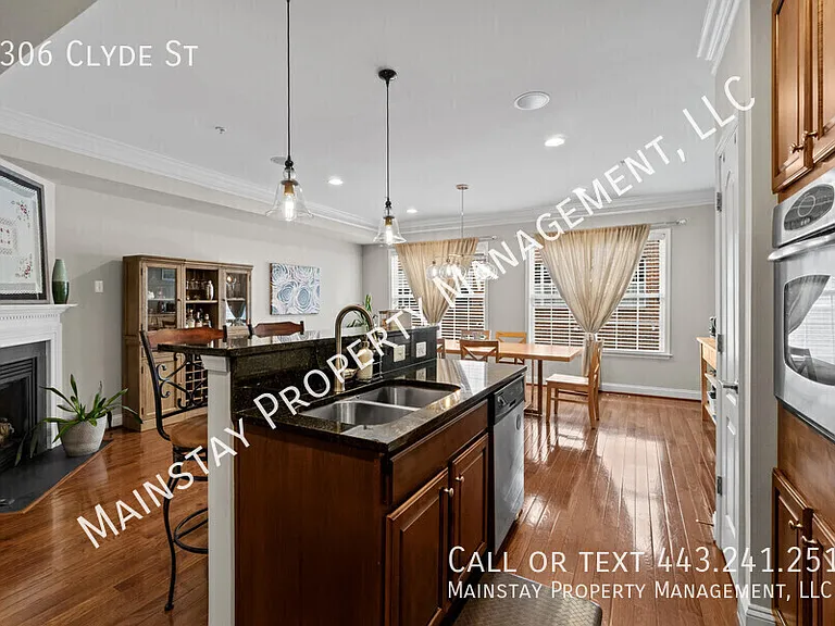 3306 Clyde St — Photo 16