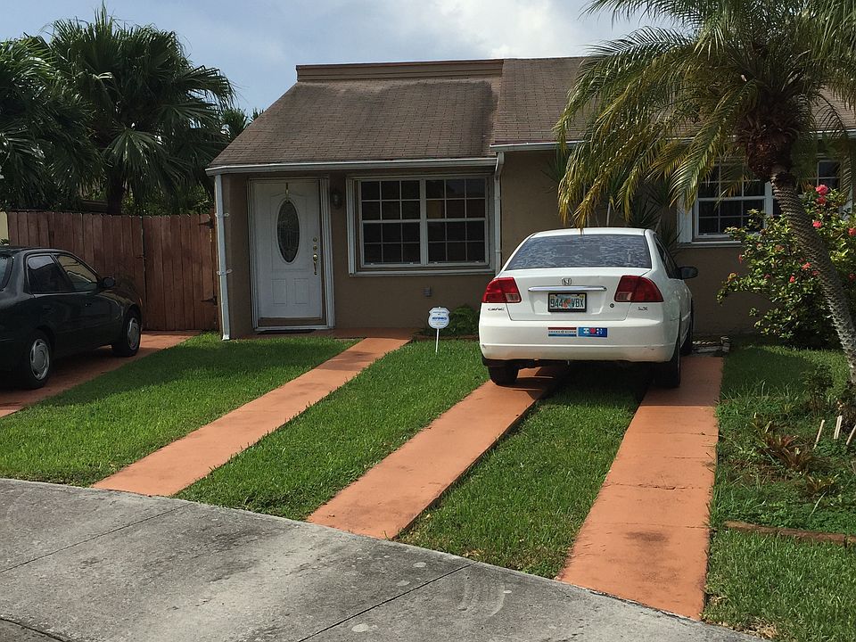 2nd image of 9599 SW 6th Ln