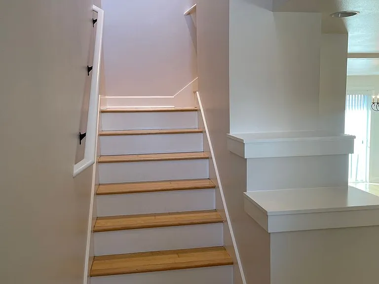 918 SW Vantage Point Way — Photo 13