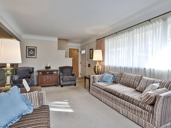 5th image of 5536 Antoninus Dr