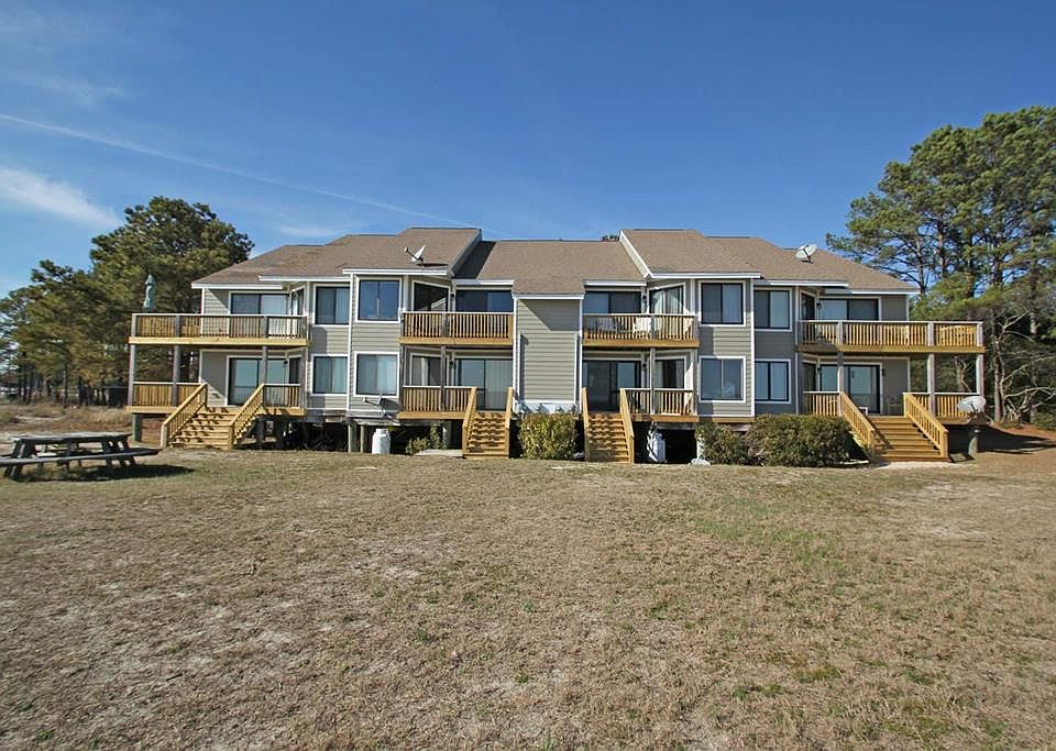 1st image of 125 Beach Cove Dr