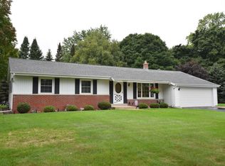 N27W5279 Hamilton Rd, Cedarburg, WI 53012