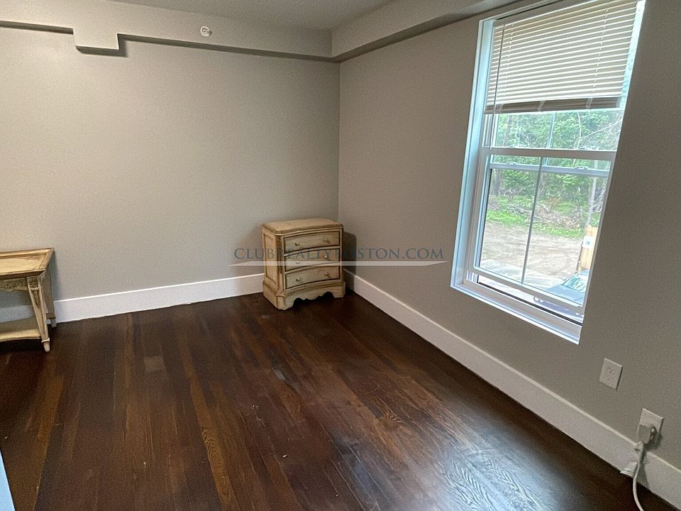 67 Loker St Wayland, MA, 01778 Apartments for Rent Zillow