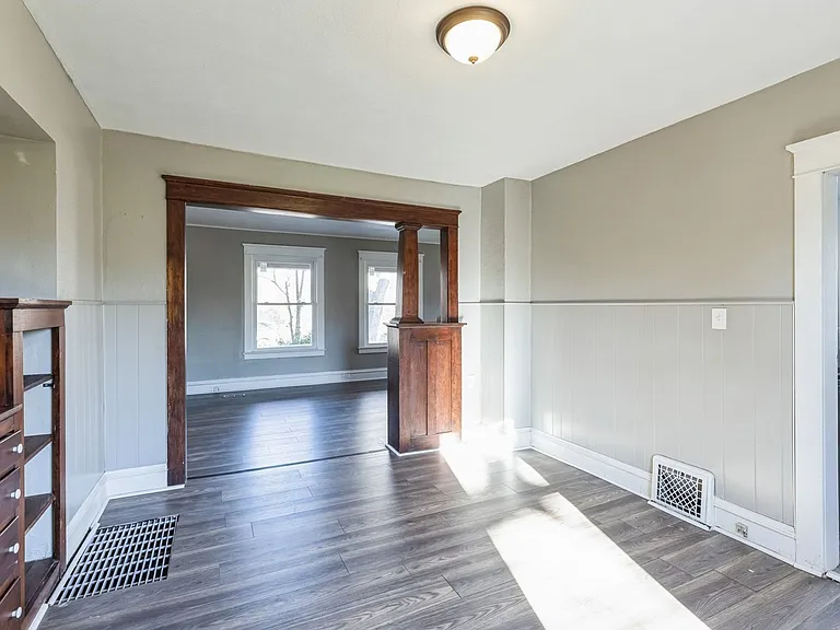 1573 Jermain Dr — Photo 3