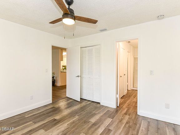 3rd image of 1600 Big Tree Rd APT R7