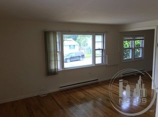 100 Arcadia Ave APT 8, Cranston, RI 02910