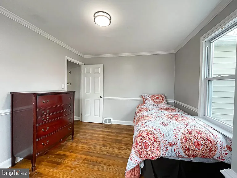 13210 Maple Grove Ave — Photo 6