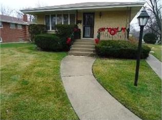5 N Hickory Ln, Glenwood, IL