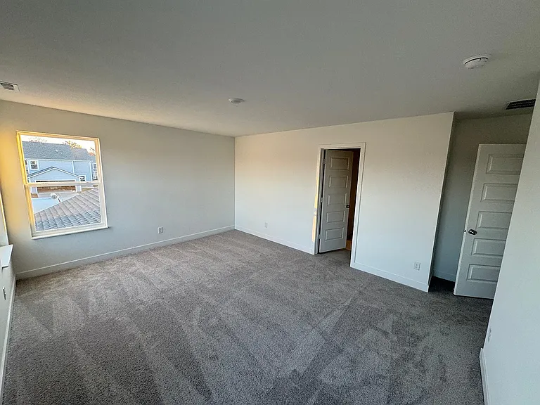 422 W Michigan St — Photo 12