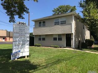 2061 Deer Park Ave, Deer Park, NY 11729