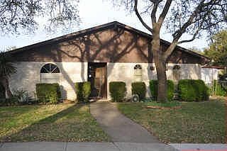 1st image of 3013 Lockwood Cir