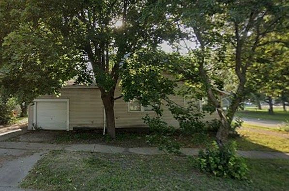 2nd image of 50 E Beardsley Ave