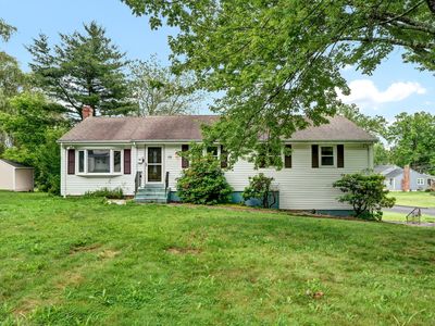18 Nolan Drive, Bloomfield, CT, 06002