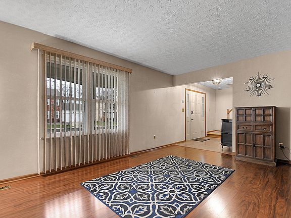 4th image of 6489 Old Church Way