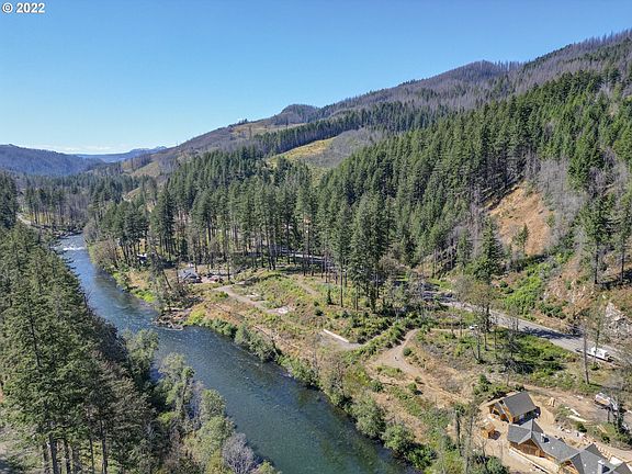 2nd image of 47744 McKenzie Hwy