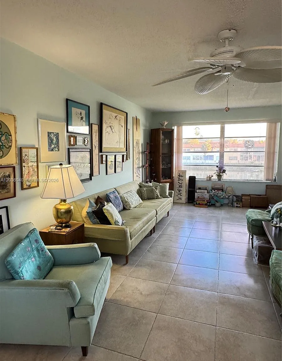 Bisc Lake Gardens Condo N — Photo 2