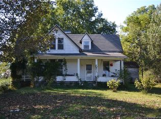 411 W Church St, English, IN 47118