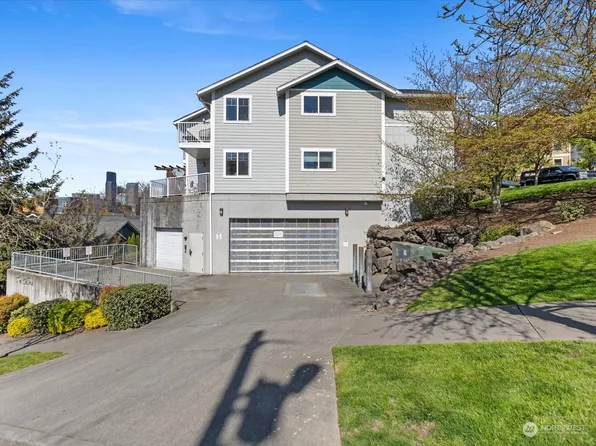 1810 S Charles Street #201, Seattle, WA 98144