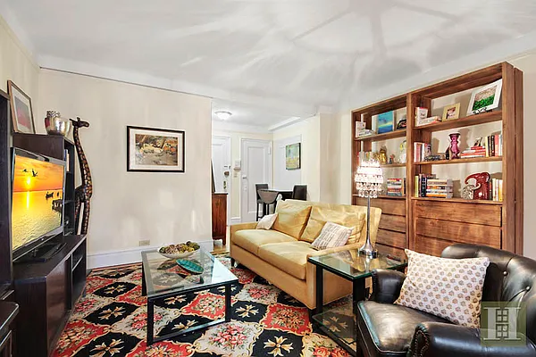 Rented by Halstead Real Estate | media 20