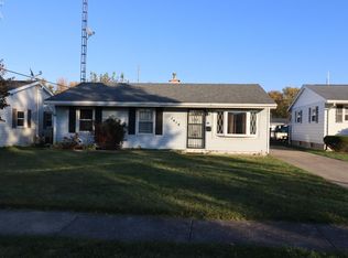 1418 E Larchmont Dr, Sandusky, OH 44870