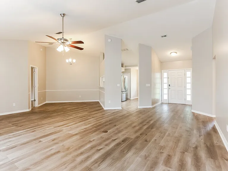 8181 Loch Lomond Ln #1 — Photo 3