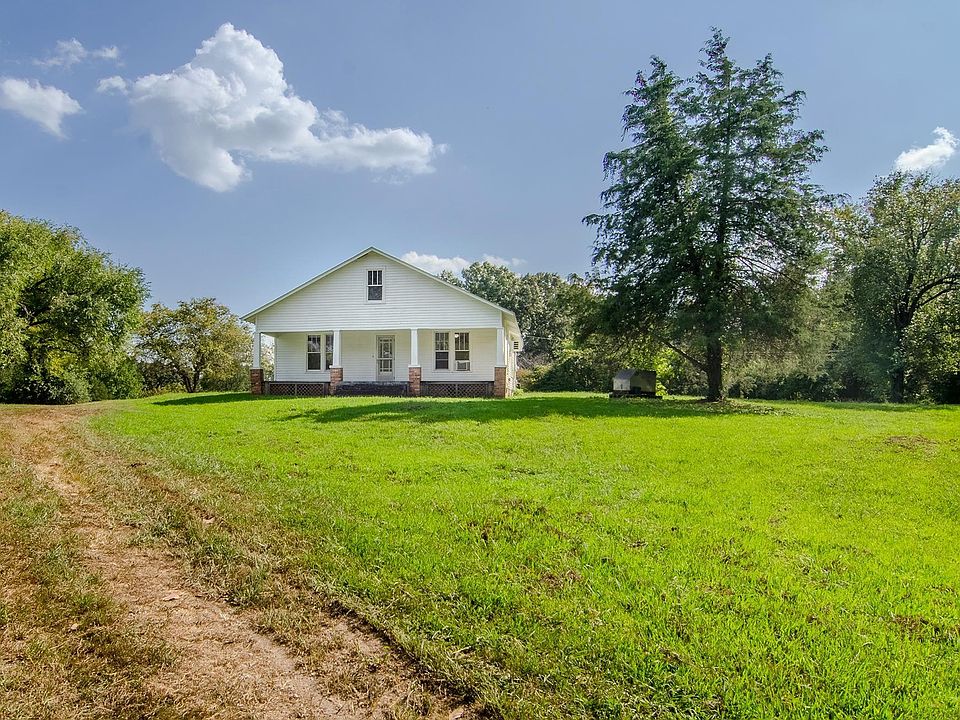 1st image of 880 Old Union Rd