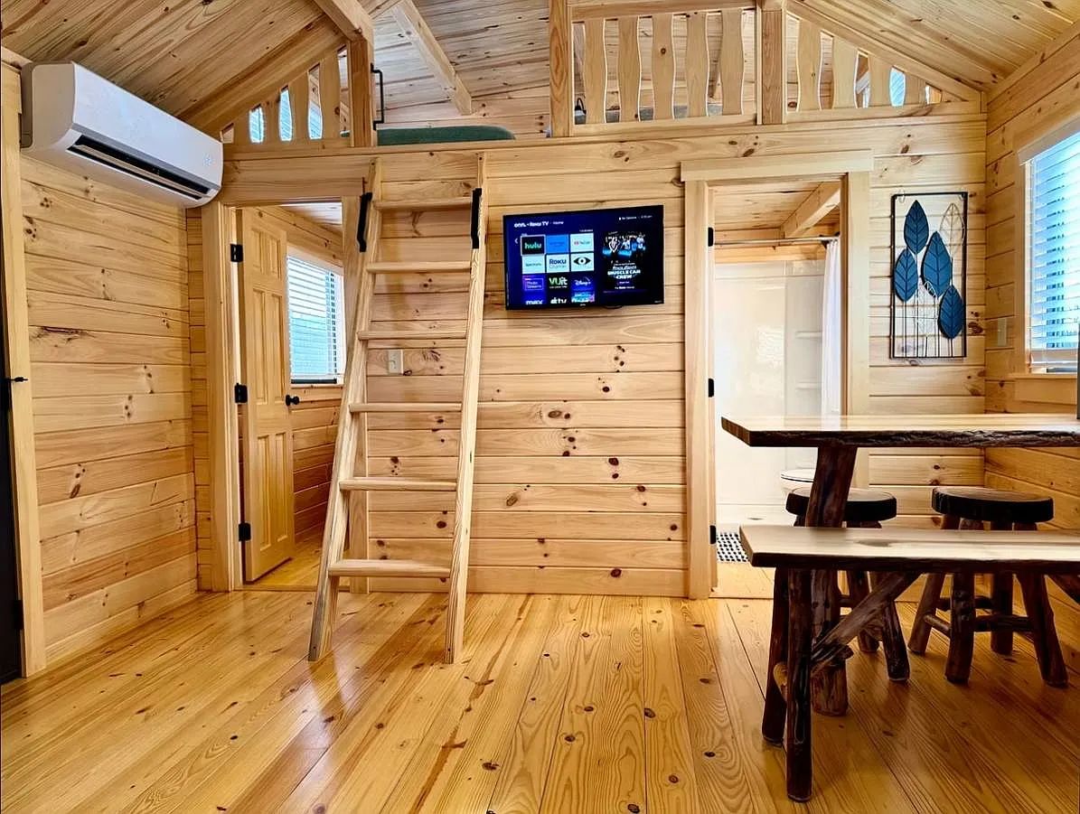 2 bed, 1.0 bath, $1,495 — Photo 4