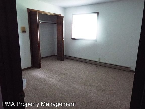 3rd image of 2480 Meadville Ln #B