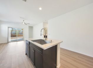 2557 W Gaby Rd, Phoenix, AZ 85041