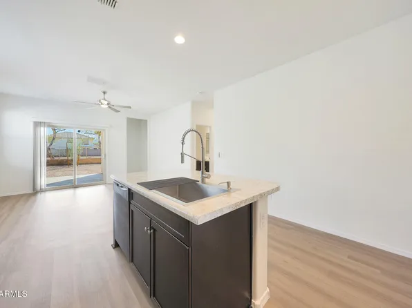 2557 W GABY Road, Phoenix, AZ 85041