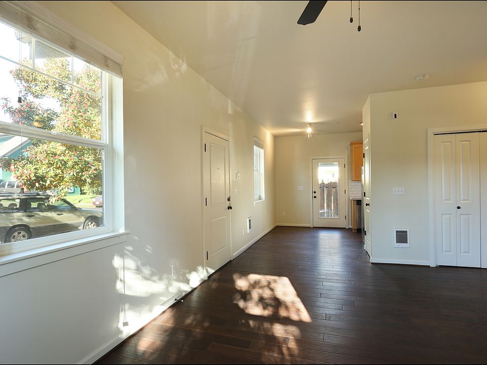 living room looking north