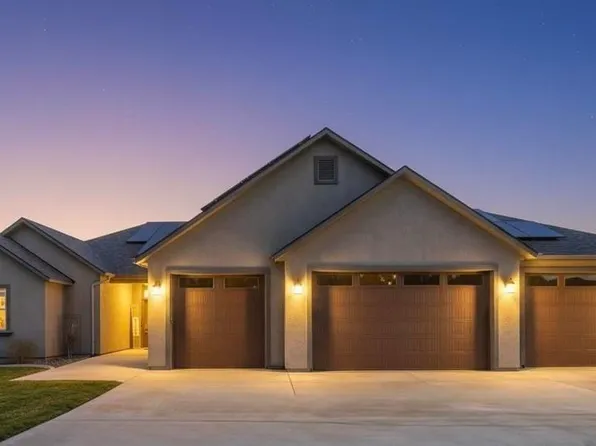 6832 Collins Rd, West Richland, WA 99353