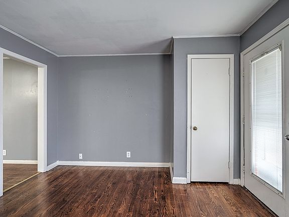 5th image of 820 E Lee Ave