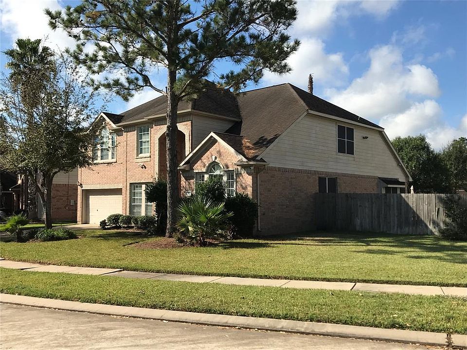 1st image of 727 Rock Springs Dr