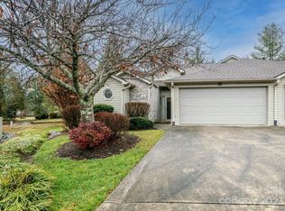 25 Tisha Ln, Hendersonville, NC 28739