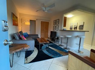 1819 Lipeepee St, Honolulu, HI 96815