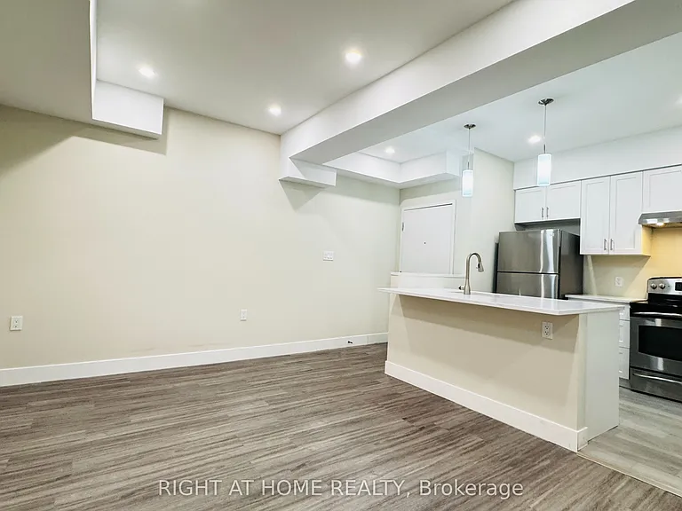 346 Ashland Ave #BACK — Photo 11
