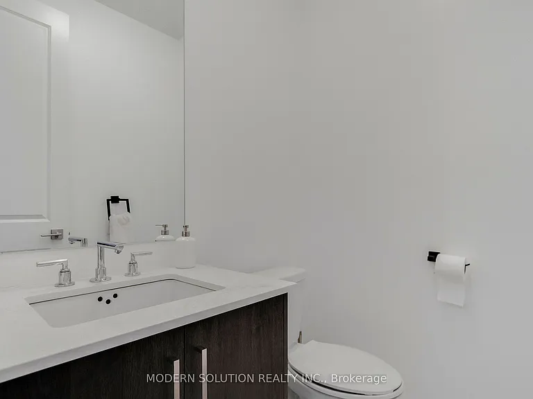 1659 Vellore Cres — Photo 21