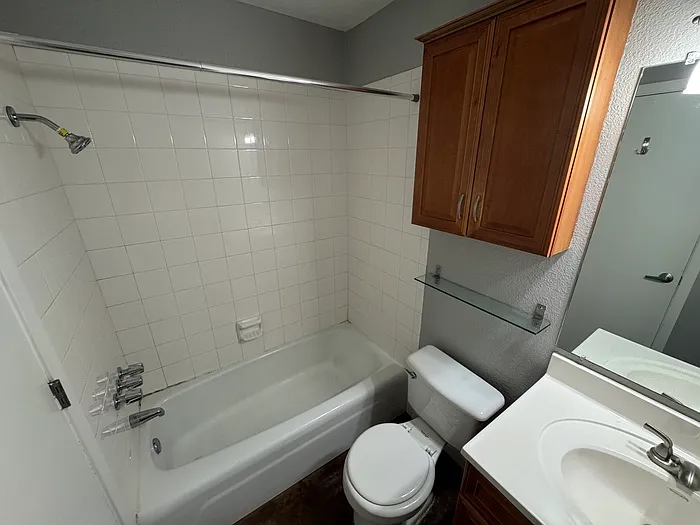 3428 Willowrun Dr #1 — Photo 8