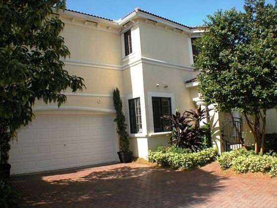 1st image of 1521 Passion Vine Cir