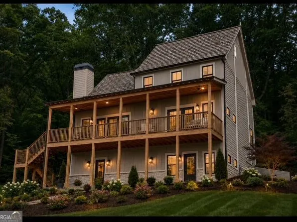 325 Meadow Crest Dr, Cleveland, GA 30528