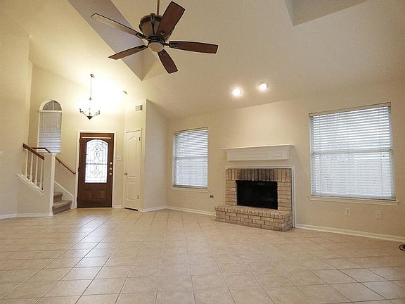 2nd image of 3616 Bird House Dr