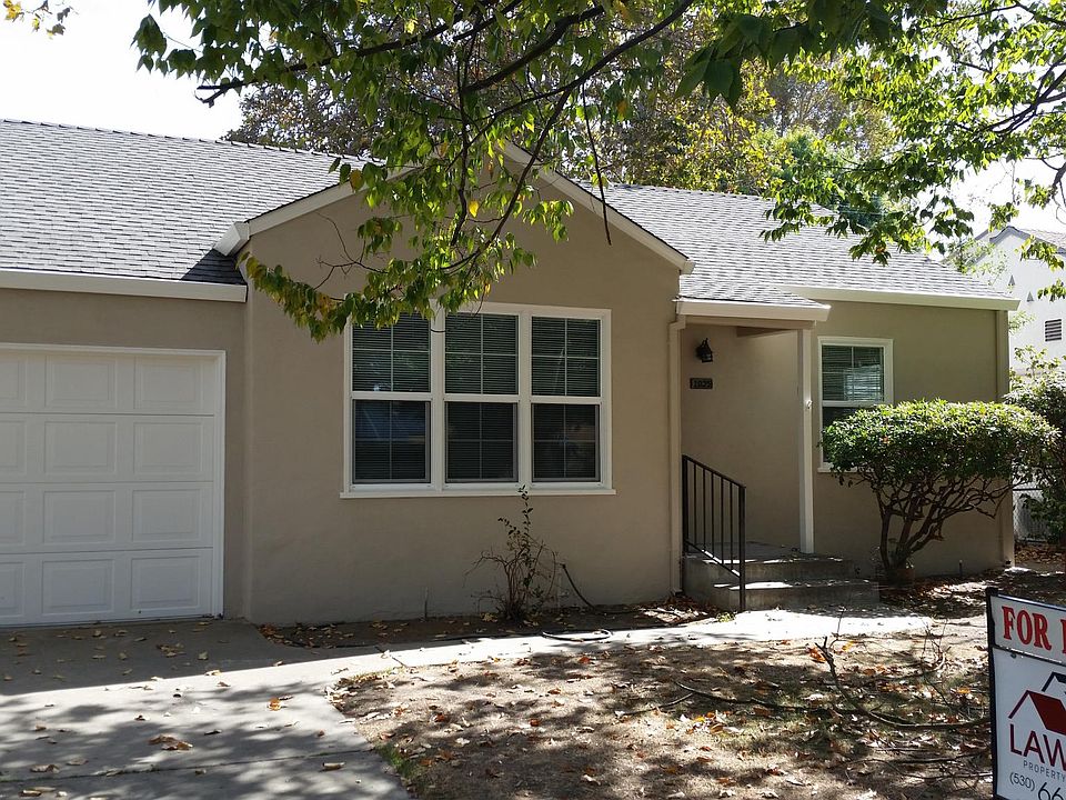 2nd image of 1035 Park Blvd