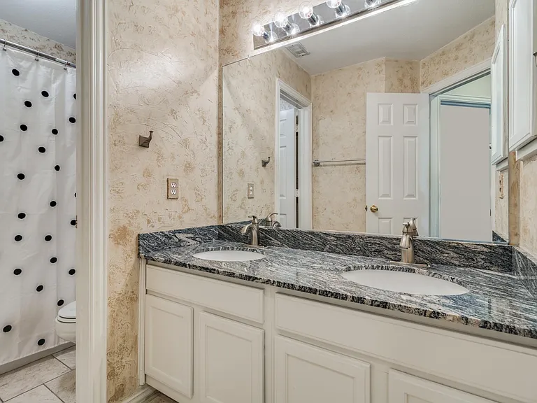6217 Palomino Dr — Photo 32