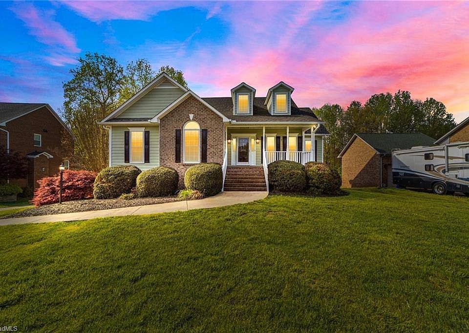 1st image of 310 Alison Ln